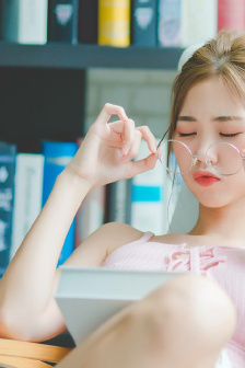 女性真人高清油画